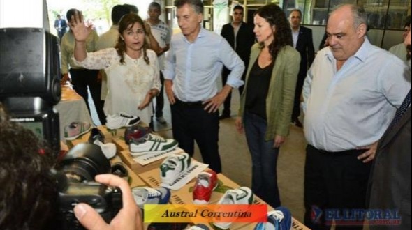 Macri visitó Santa Ana y la cooperativa UTRASA