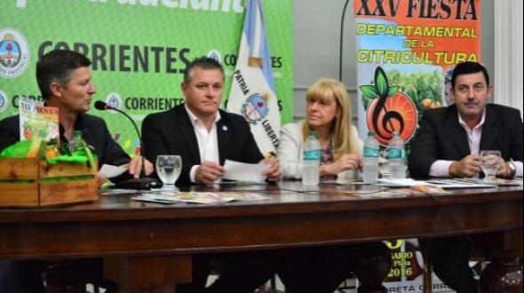 Mocoretá presentó en Corrientes la edición de plata de la Fiesta Departamental de la Citricultura