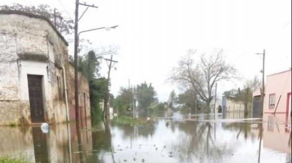 El Uruguay podría dejar a varias ciudades cuatro metros bajo agua