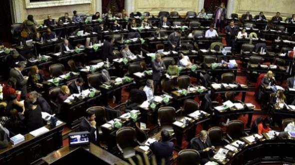La Cámara de Diputados aprobó el aborto legal y ahora define el Senado