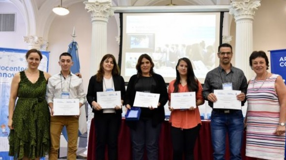 1.000 docentes argentinos y sus 400 proyectos fueron premiados 