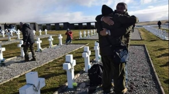 Ex combatientes viajan desde Corrientes a las Islas Malvinas 