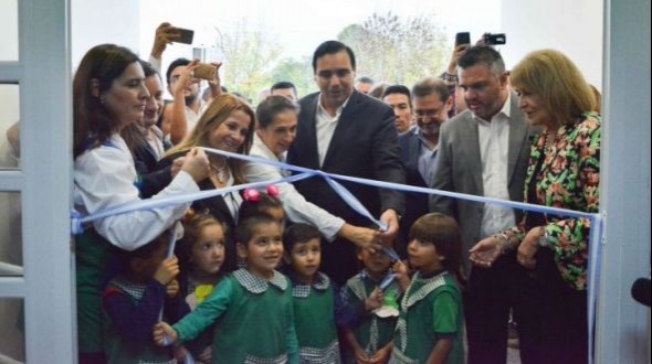 En Chavarría el gobernador Valdés inauguró el JIN 69 y anunció más obras