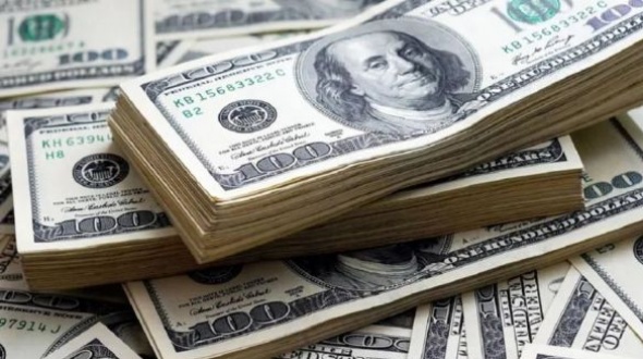 El dólar blue anotó su mayor suba en tres semanas y volvió a superar los $480